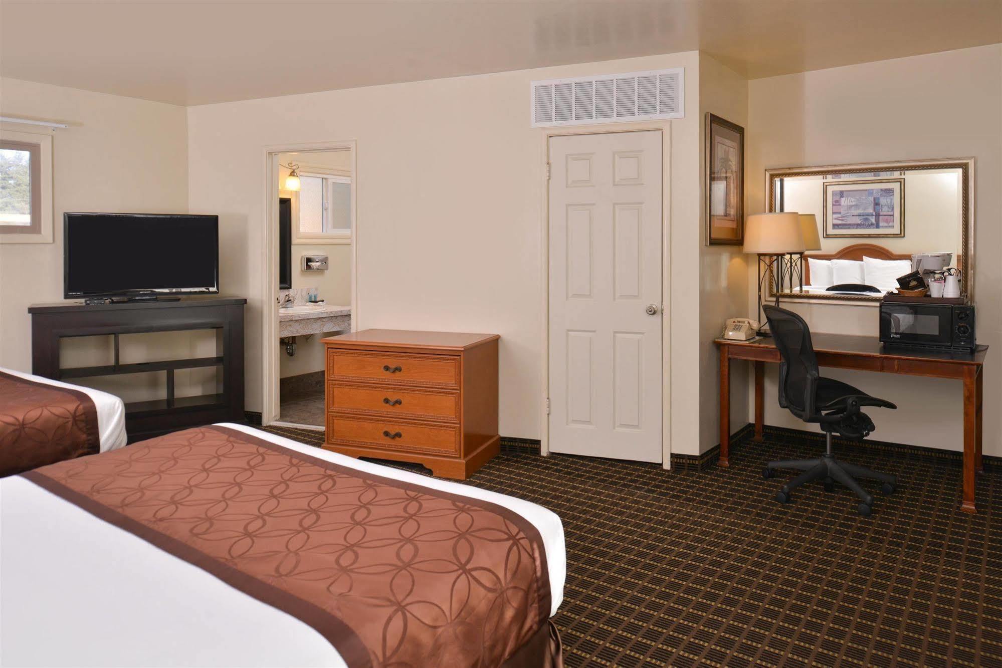 North Coast Inn Crescent City Bagian luar foto