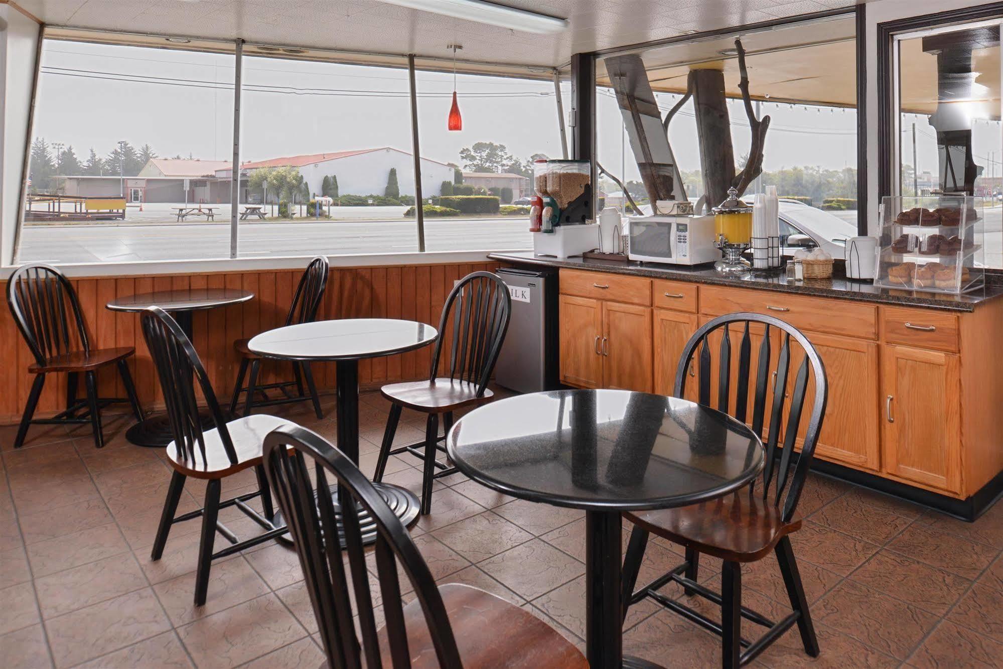 North Coast Inn Crescent City Bagian luar foto